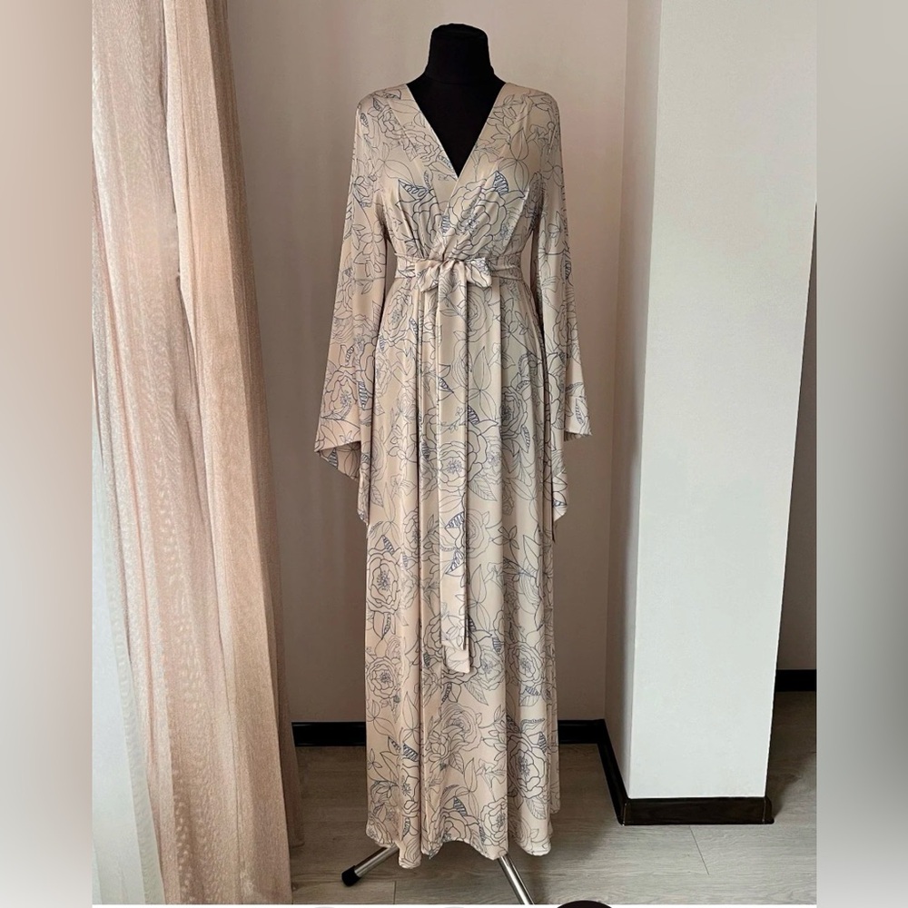 Bella Donna Long kimono print robe for women